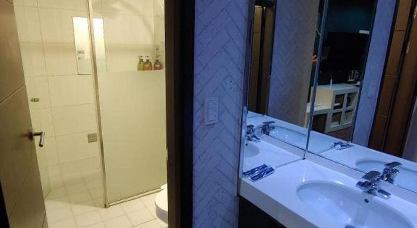 Sky Hotel Changwon Extérieur photo